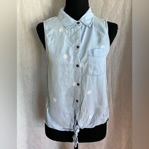 Beachlunchlounge denim button down tank with white polka dots